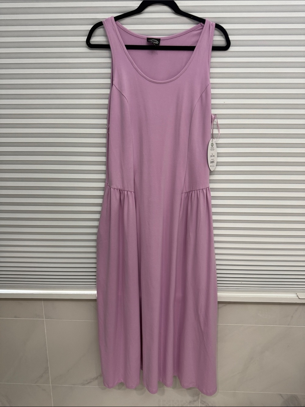 Sleeveless Lavender  Dress with Scoop Neck - NWT